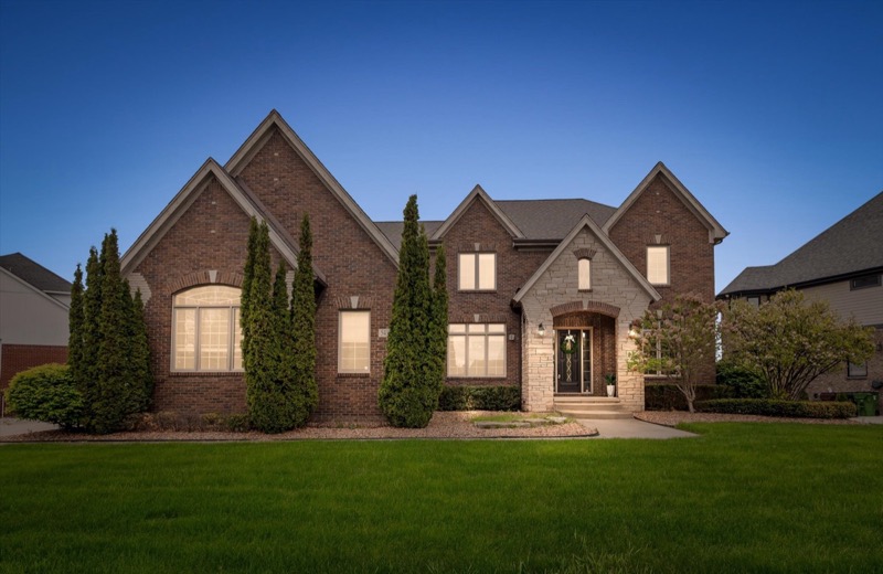 54381 Pelican Lane